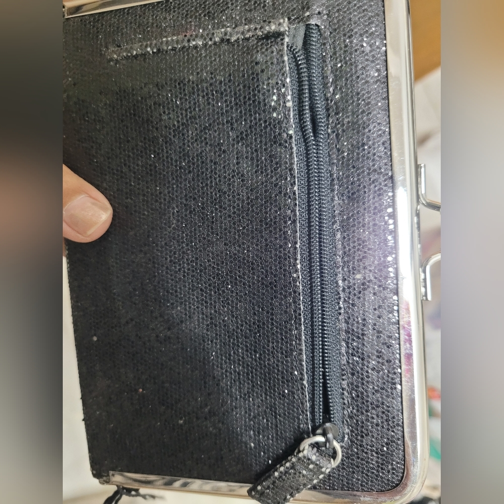 FIXED PRICE - Clarks Clutch - Picture 11 of 12